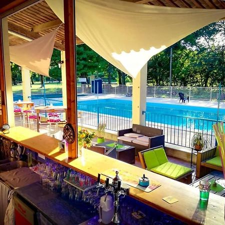 Camping en Ardeche Le Lion Bourg-Saint-Andéol Extérieur photo