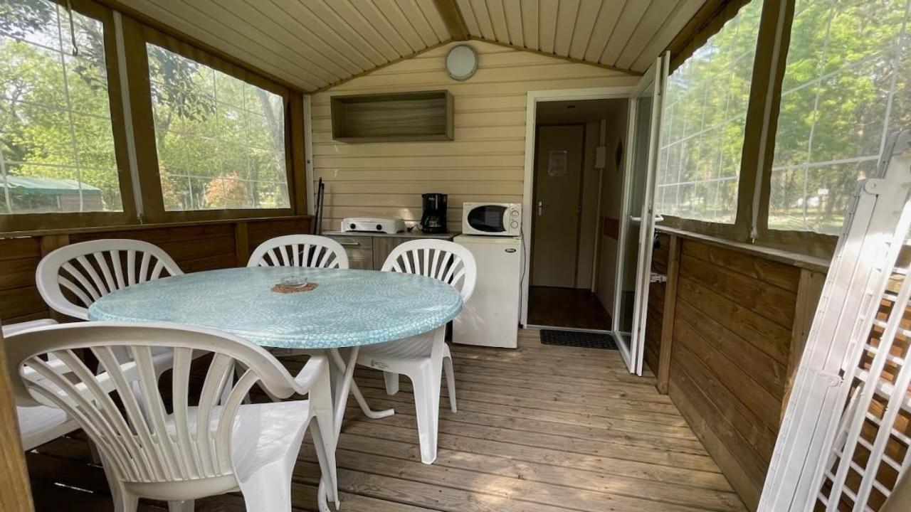 Camping en Ardeche Le Lion Bourg-Saint-Andéol Extérieur photo